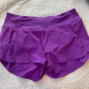 lululemon moonlit magenta 4” speed up shorts